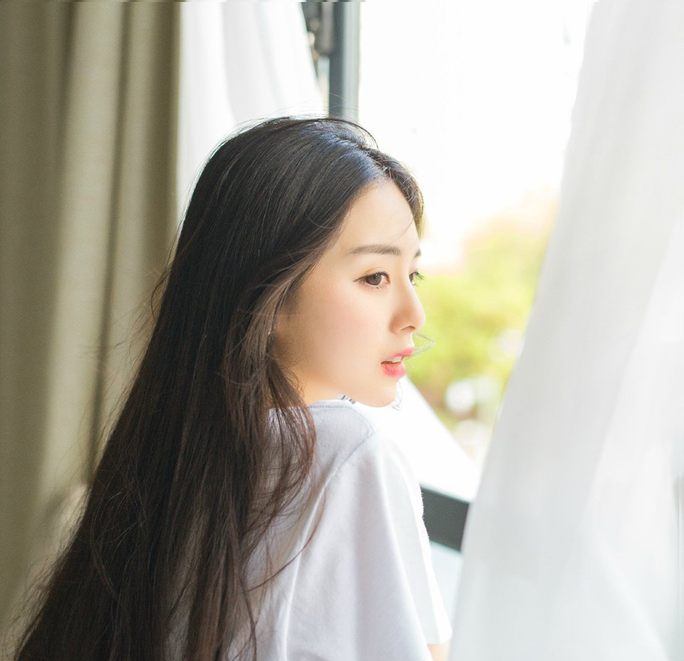 “除了他，还能有谁……”说到一半，夏侯惇突然反应过来，面色难看的看向曹操。